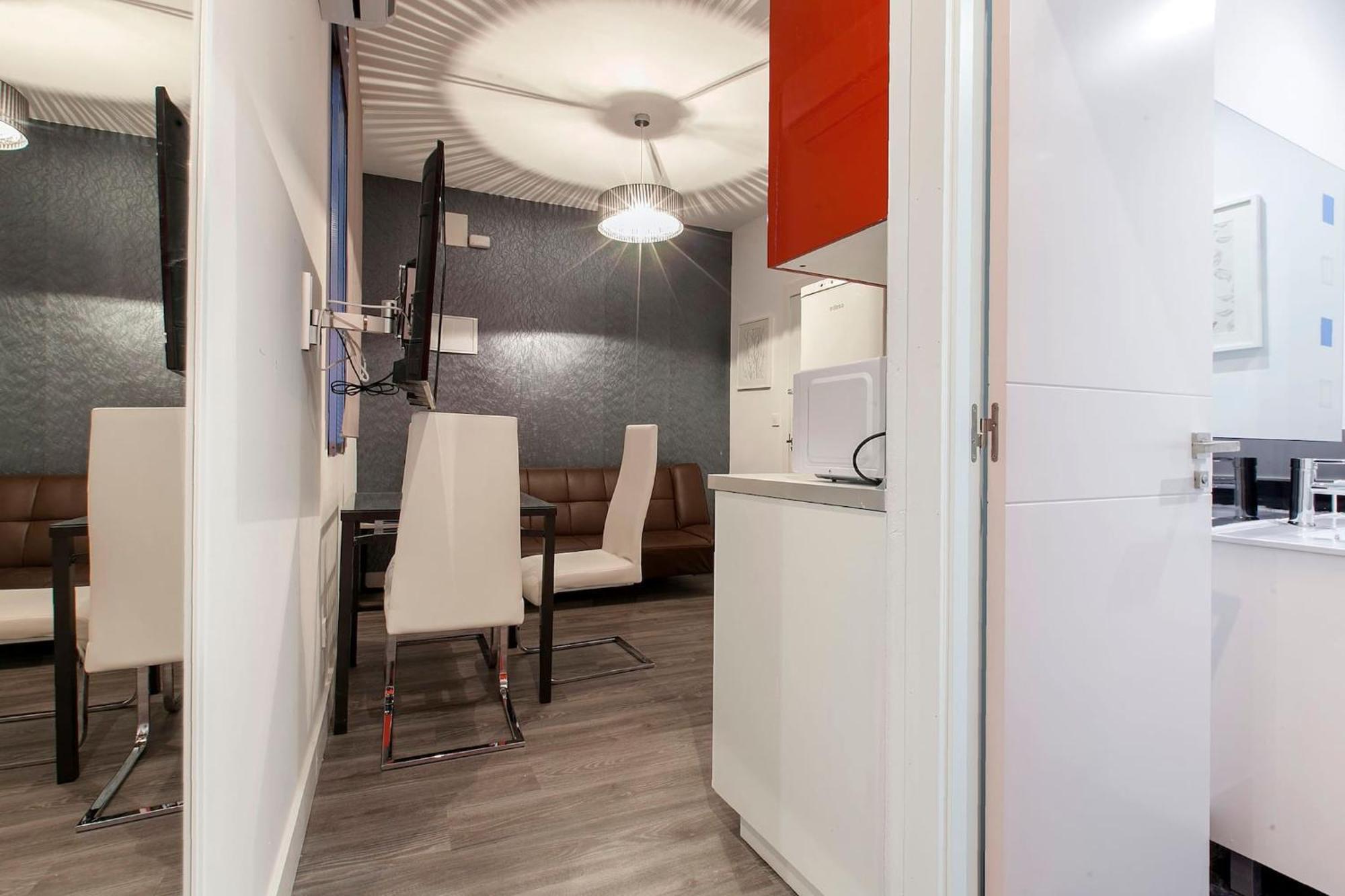 Apartamentos Day Madrid Callao Centro Gran Via Sol Malasana Exterior foto